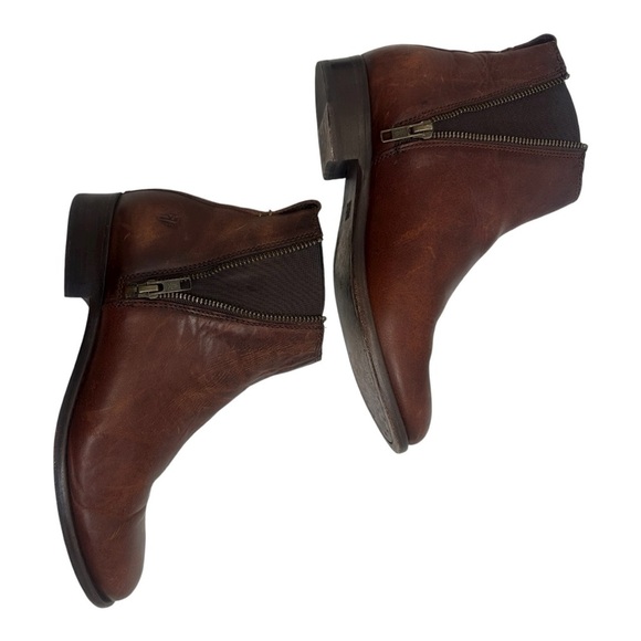 Frye Carly Zip Cognac Leather Chelsea Ankle Bootie Size 7.5 - Picture 5 of 8